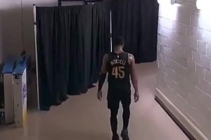 火爆中超足球在线直播在线播放高清回放